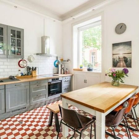Grosszuegige 185M2-Altbauwohnung In Bestlage 7Zimmer-2Baeder-2Kuechen-2Wcs Hamburg Ngoại thất bức ảnh