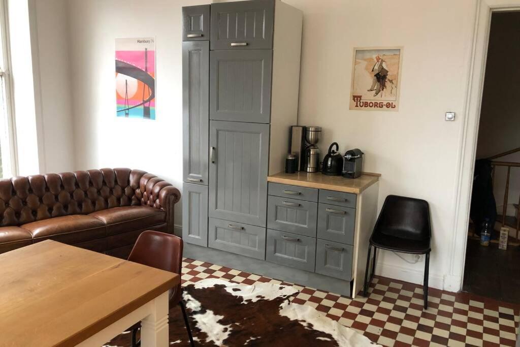Grosszuegige 185M2-Altbauwohnung In Bestlage 7Zimmer-2Baeder-2Kuechen-2Wcs Hamburg Ngoại thất bức ảnh