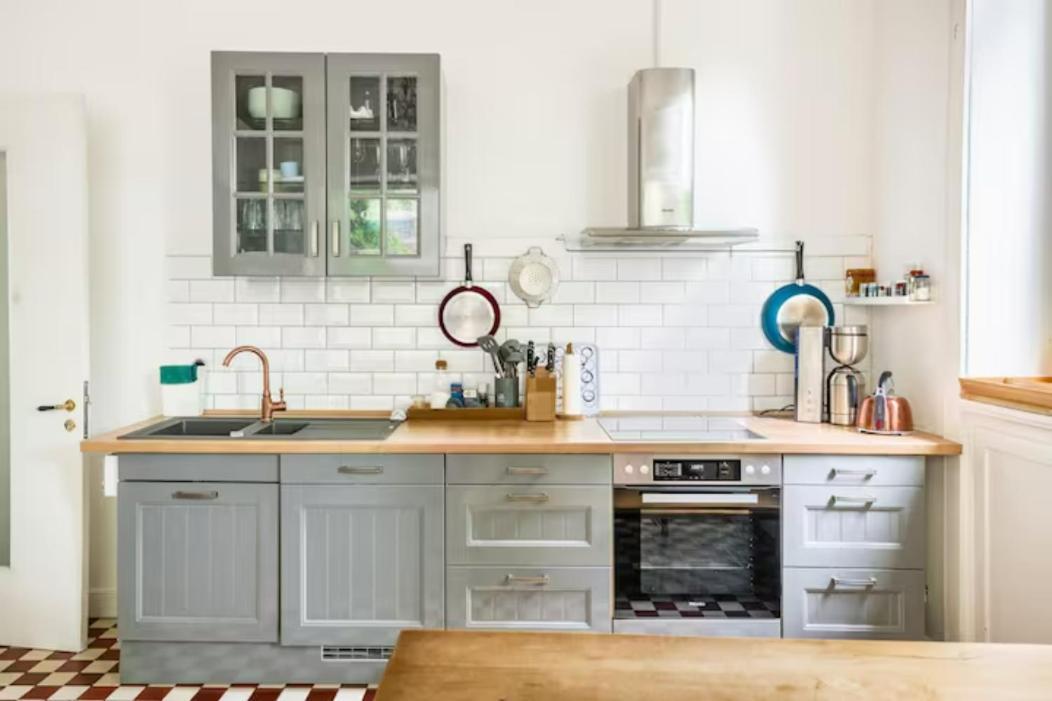 Grosszuegige 185M2-Altbauwohnung In Bestlage 7Zimmer-2Baeder-2Kuechen-2Wcs Hamburg Ngoại thất bức ảnh