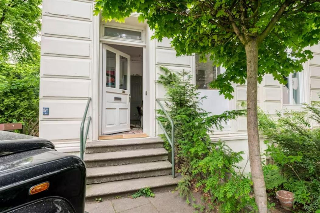 Grosszuegige 185M2-Altbauwohnung In Bestlage 7Zimmer-2Baeder-2Kuechen-2Wcs Hamburg Ngoại thất bức ảnh
