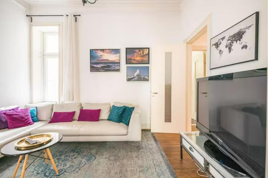 Grosszuegige 185M2-Altbauwohnung In Bestlage 7Zimmer-2Baeder-2Kuechen-2Wcs Hamburg Ngoại thất bức ảnh