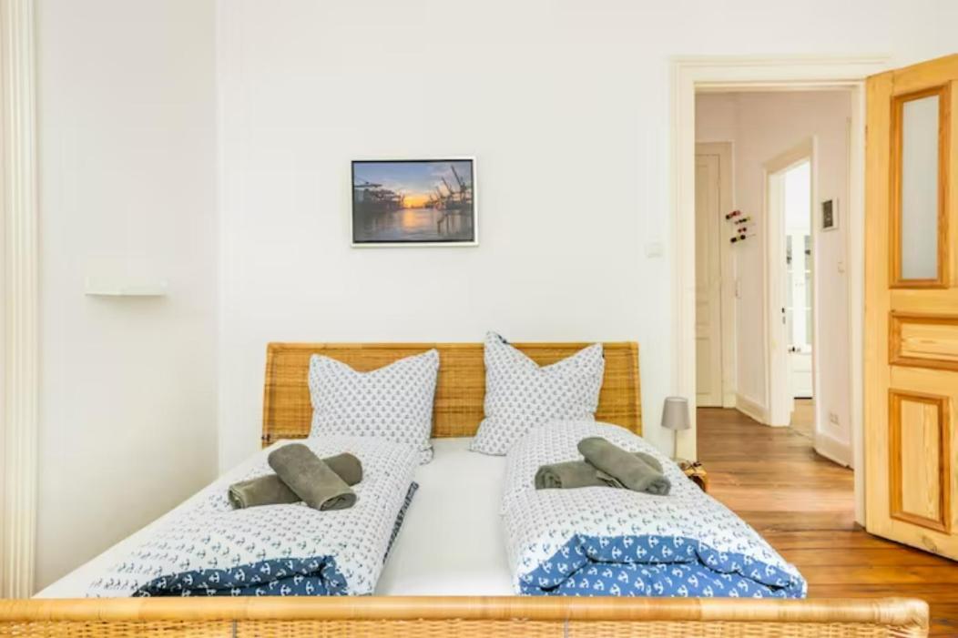 Grosszuegige 185M2-Altbauwohnung In Bestlage 7Zimmer-2Baeder-2Kuechen-2Wcs Hamburg Ngoại thất bức ảnh