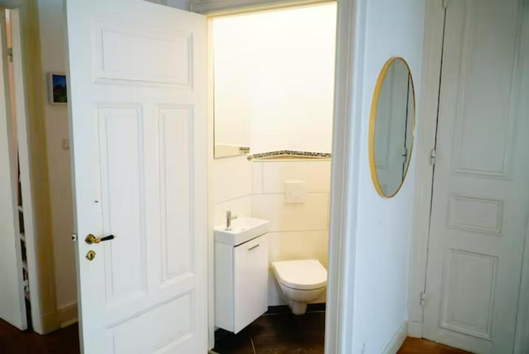 Grosszuegige 185M2-Altbauwohnung In Bestlage 7Zimmer-2Baeder-2Kuechen-2Wcs Hamburg Ngoại thất bức ảnh