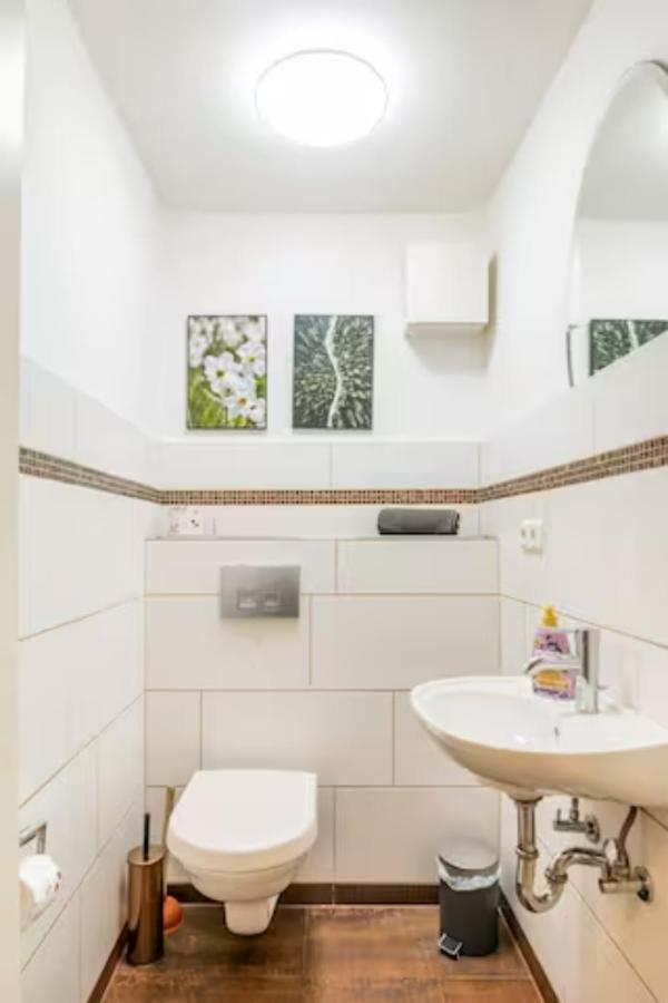 Grosszuegige 185M2-Altbauwohnung In Bestlage 7Zimmer-2Baeder-2Kuechen-2Wcs Hamburg Ngoại thất bức ảnh
