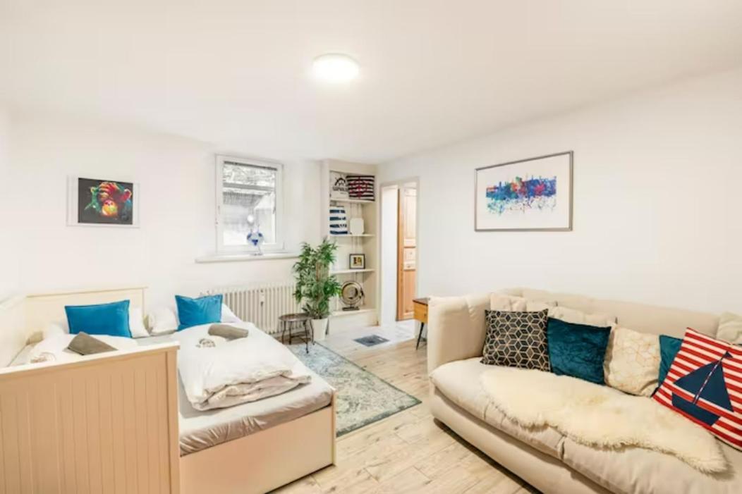 Grosszuegige 185M2-Altbauwohnung In Bestlage 7Zimmer-2Baeder-2Kuechen-2Wcs Hamburg Ngoại thất bức ảnh